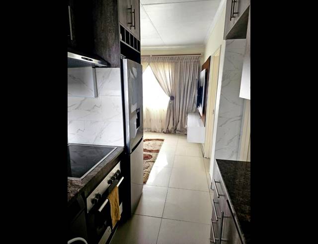 2 BEDROOM APARTMENT FOR SALE IN FLEURHOF